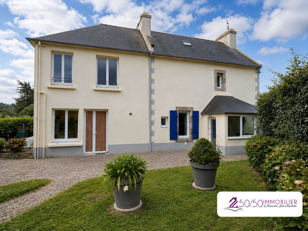 Maison à TREFLEZ
