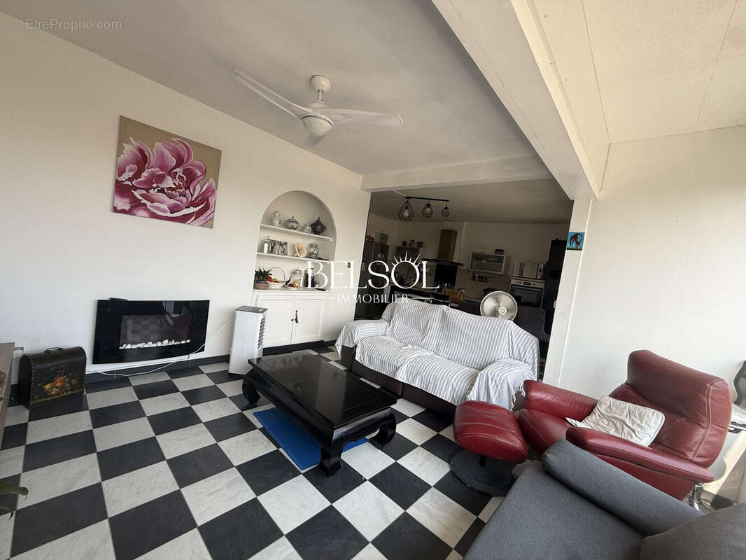 Appartement 59 m² à Saint-Cyprien  - photo 8