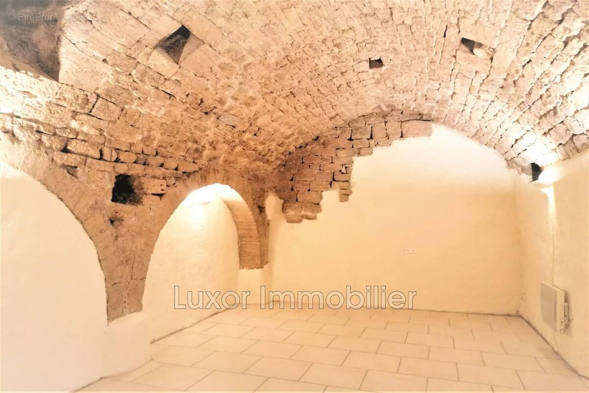 Appartement à CUCURON