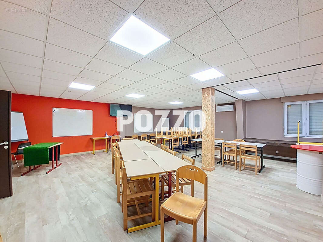 Commerce à PONTORSON