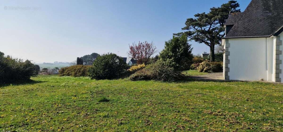 A vendre-Bretagne-Finistère sud-Confot Meilars-Maison-jardin-Garages - photo 21