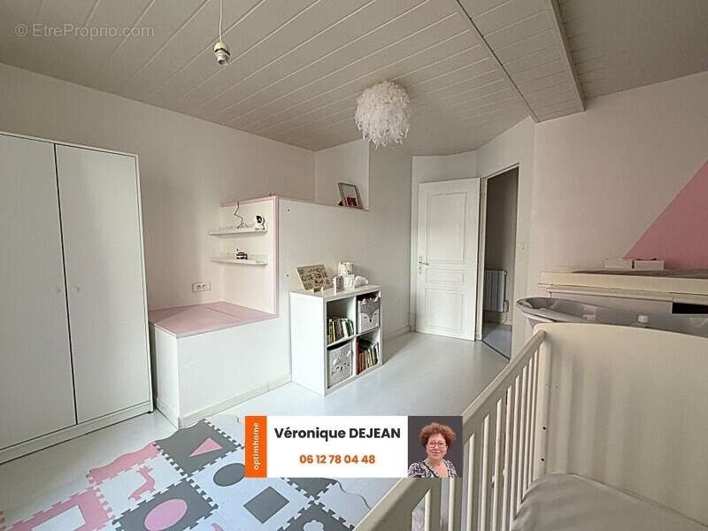 Maison 102 m²–Les Martres-de-Veyre (63)-4 chambres-3 chambres, bureau–155 000 € - photo 6
