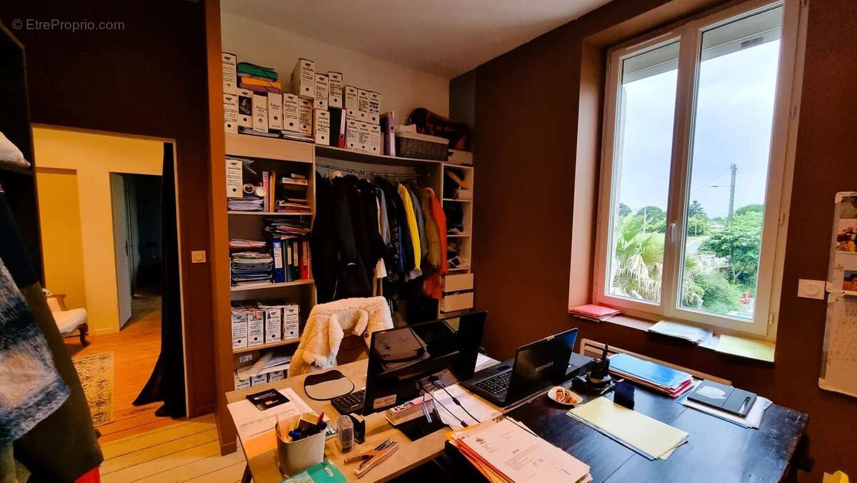 Maison joliment rénovée avec vignoble amateur - photo 10