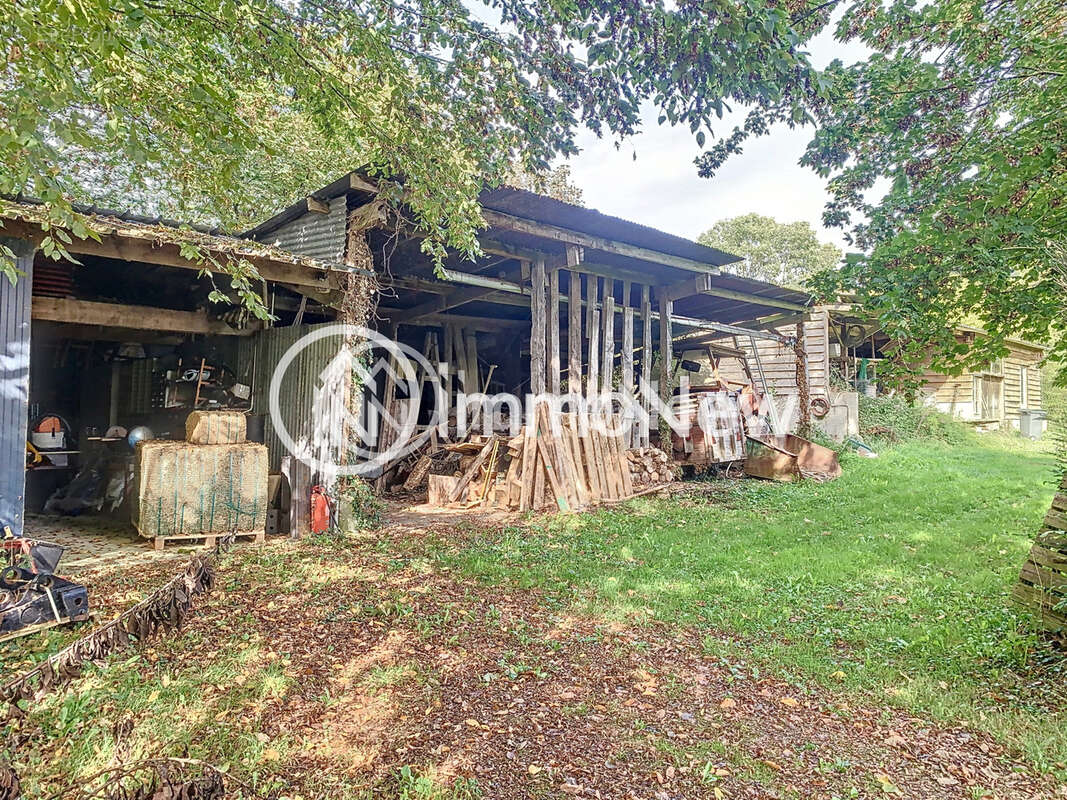 propriété de charme /Le Val Saint Père/ 6 Logements, 3.5 hectares - photo 14