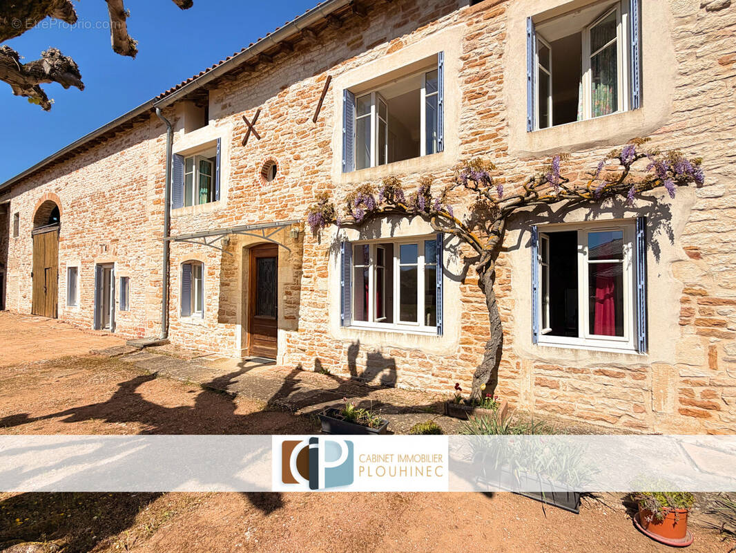 Maison à CLESSE