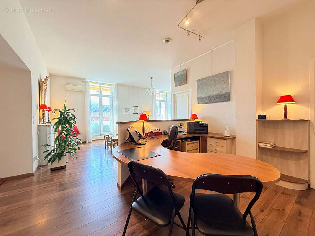 Appartement à AIX-LES-BAINS