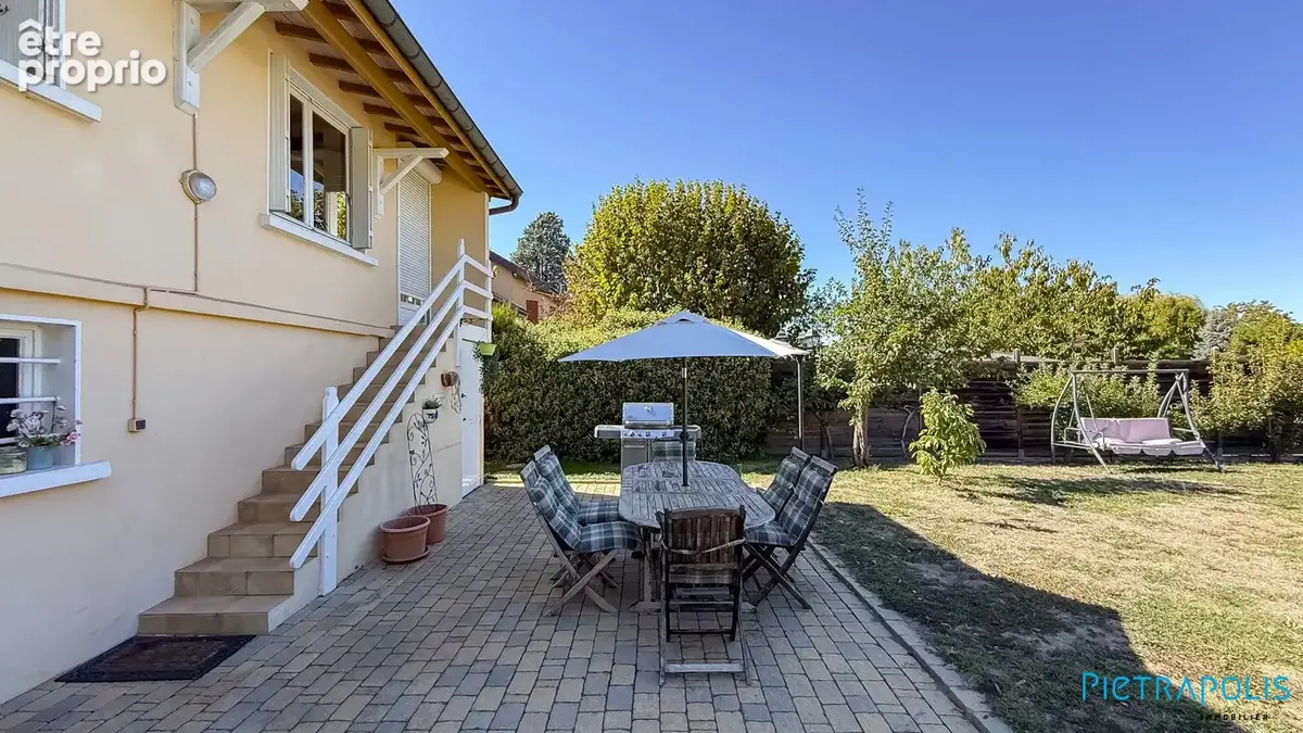 Maison 9 pièces 210 m² à vendre à Fleurieu-Sur-Saone (69250) - photo 3