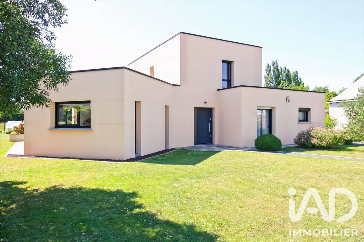 Photo 1 - Maison à LAMBALLE