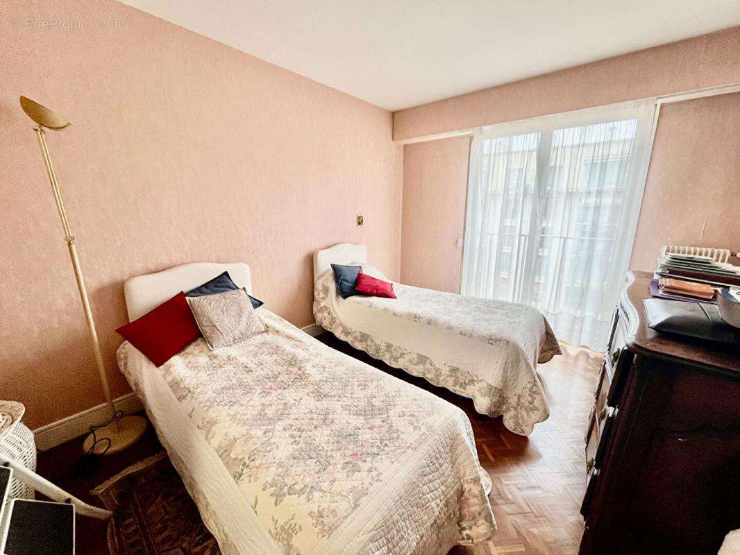 Appartement à VERSAILLES