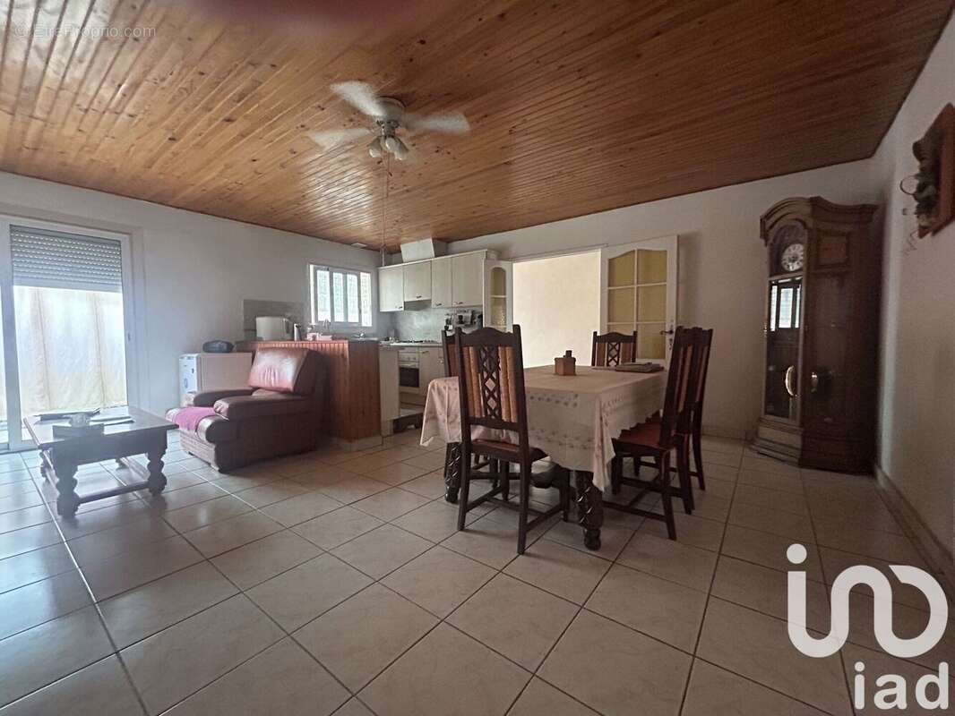 Photo 5 - Maison à MONTESCOT