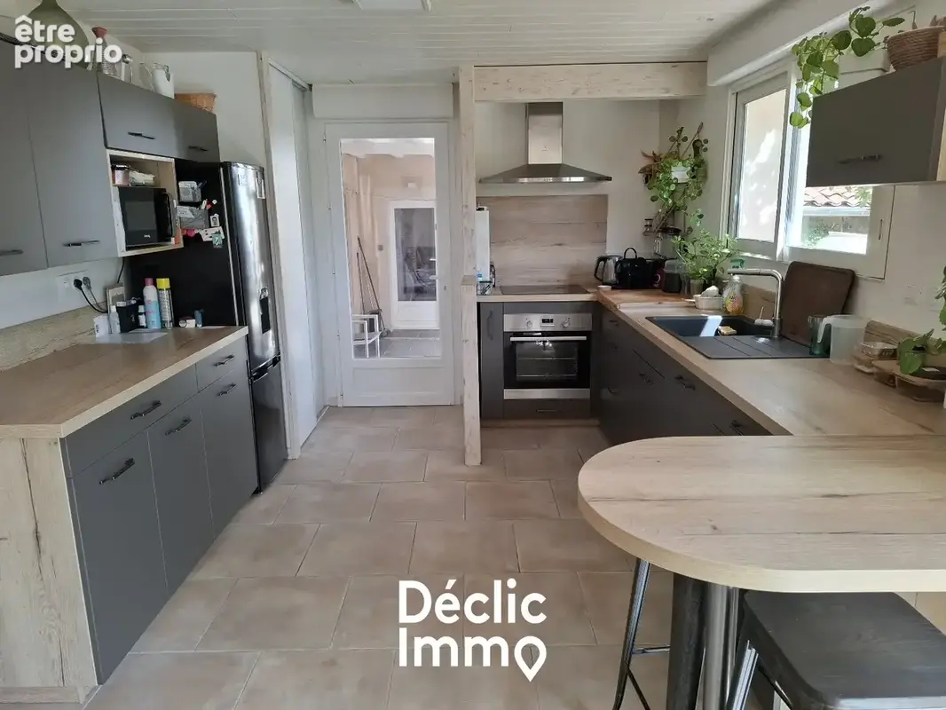 Maison Cur de Ville avec Jardin, Piscine & Logement Indépendant ! - photo 7