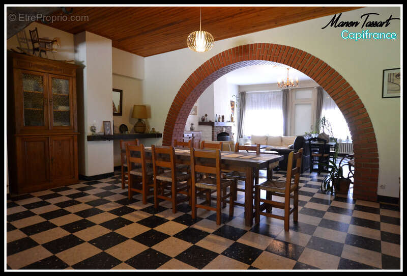 Maison à DOUCHY-LES-MINES