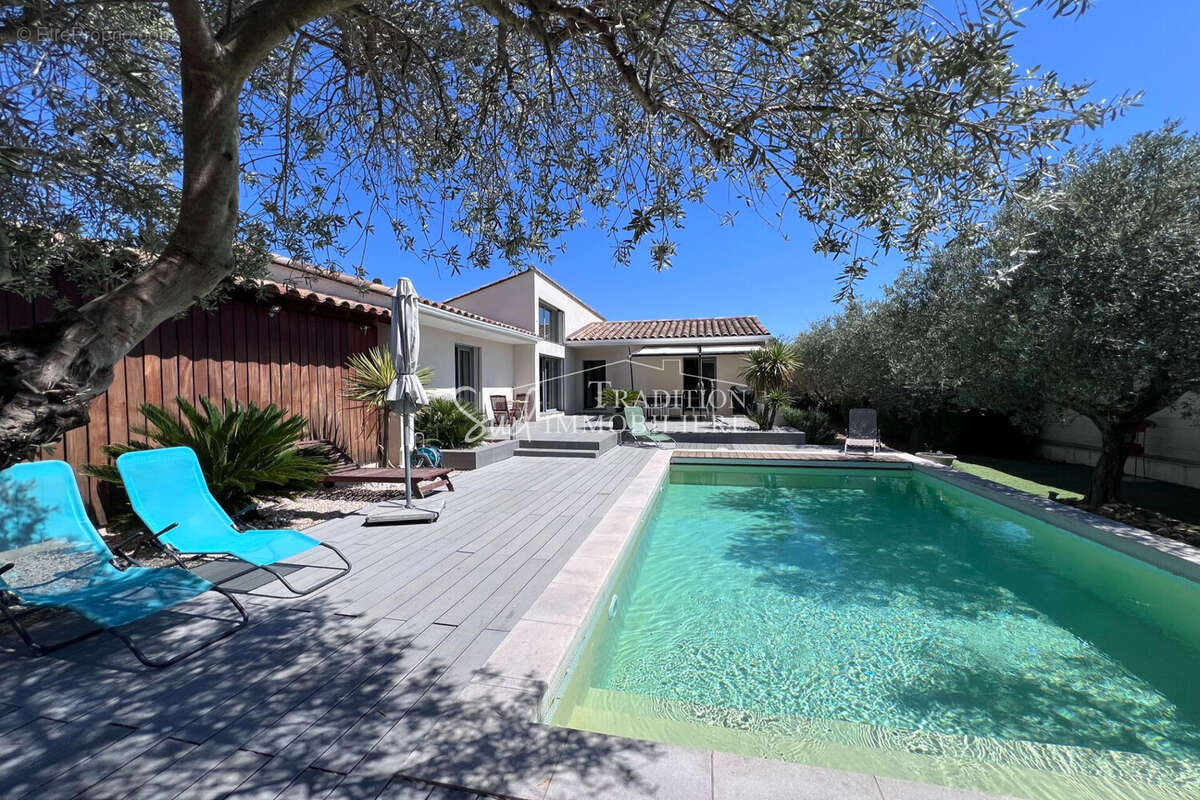Maison à MAUSSANE-LES-ALPILLES