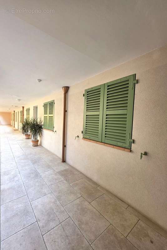 Appartement à MONTAUROUX