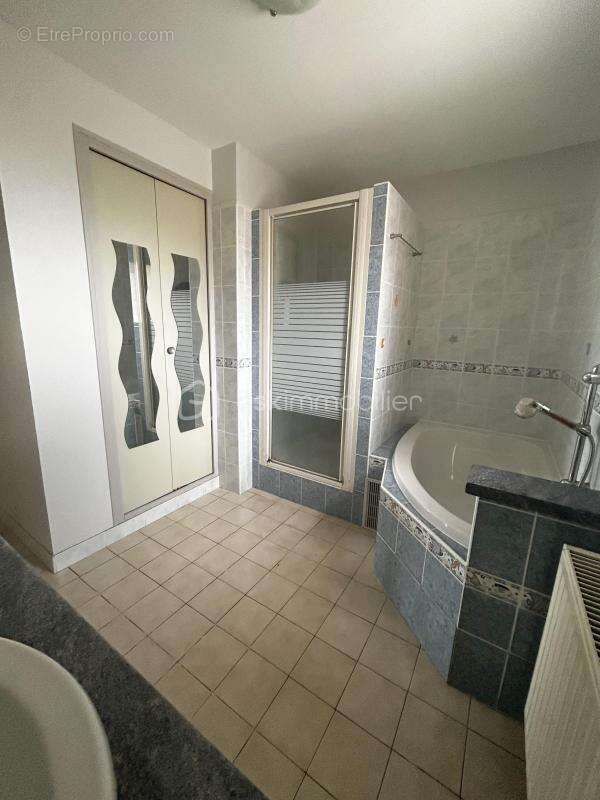 Maison à SAINT-BRIS-DES-BOIS