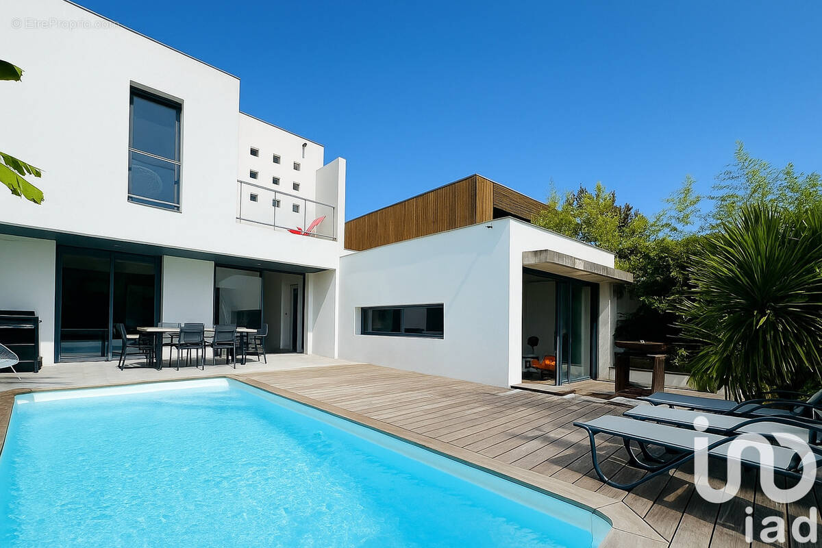 Photo 1 - Maison à LA ROCHELLE