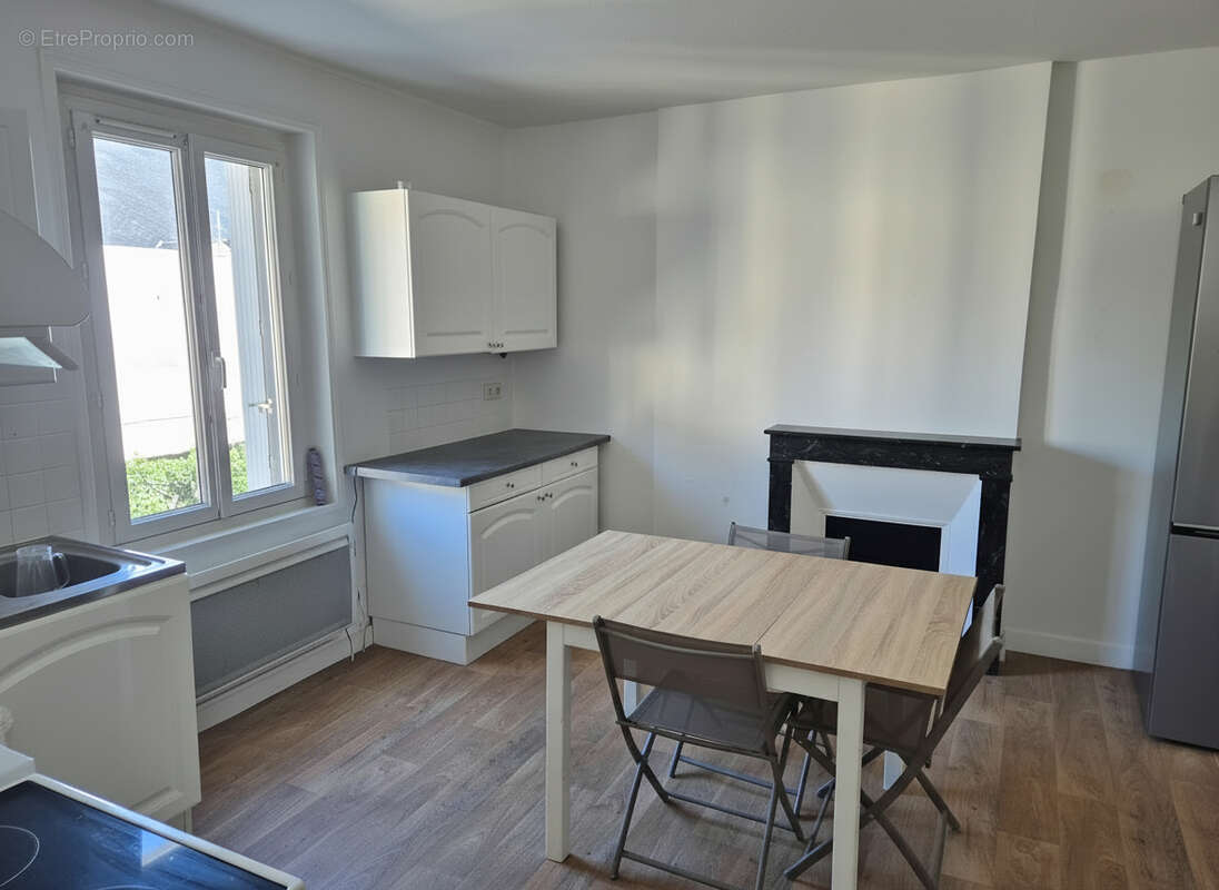 Maison à MONTS