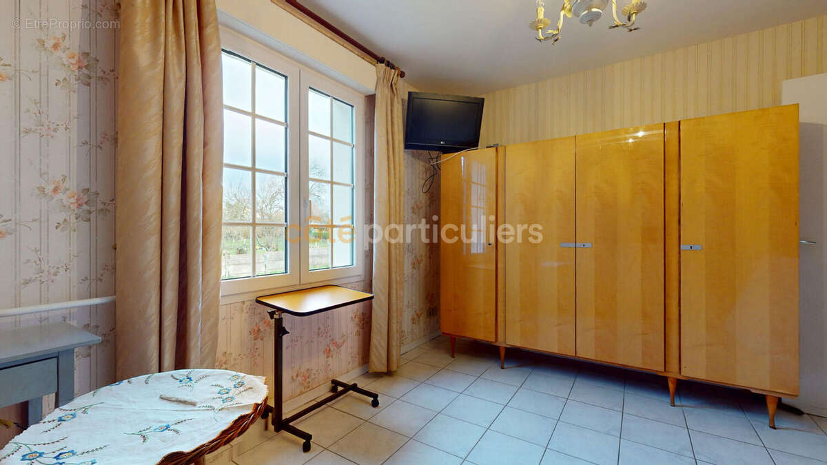 Maison à SAINT-JEAN-DES-CHAMPS