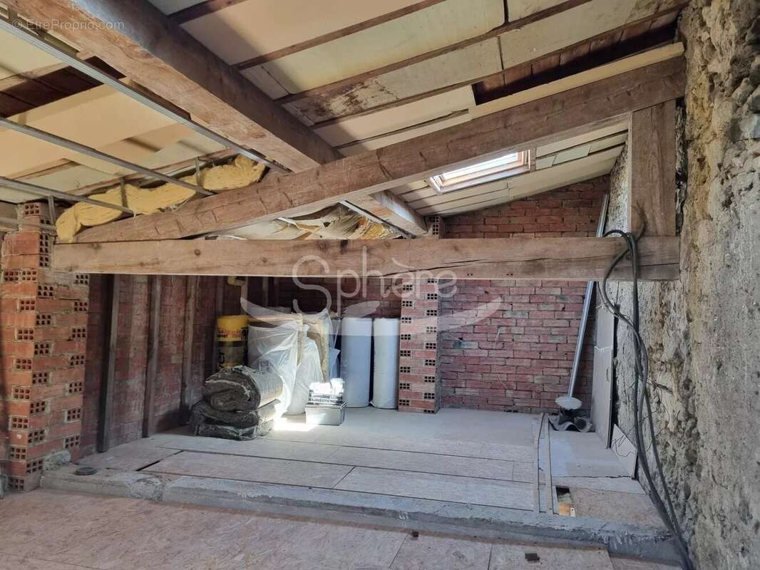 Maison à LA DIGNE-D'AVAL