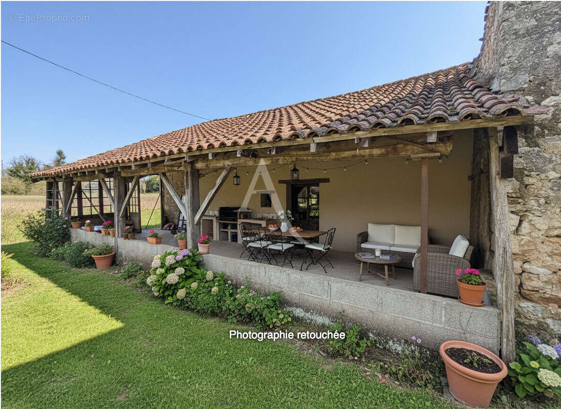 Maison à ANGLARS-JUILLAC