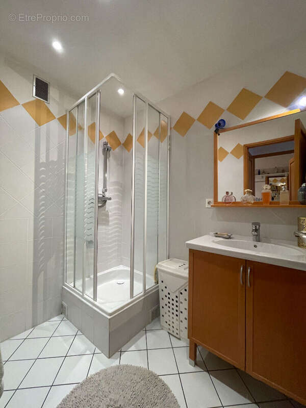 Appartement à SAINT-GRATIEN