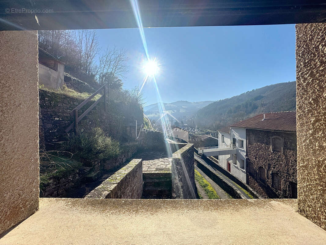 Maison à CAMARES
