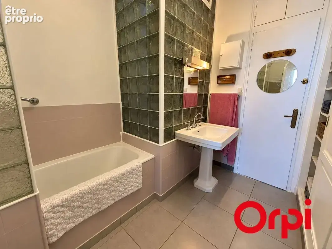 Appartement t3/4 marseille 13007 – dernier étage – vue mer panoramique – terrasse et balcons - photo 23