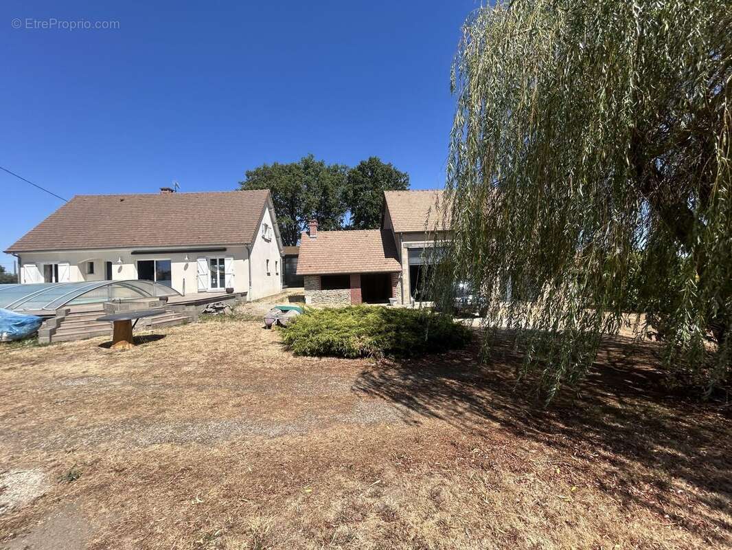 Maison 106 m² à Valigny  - photo 2
