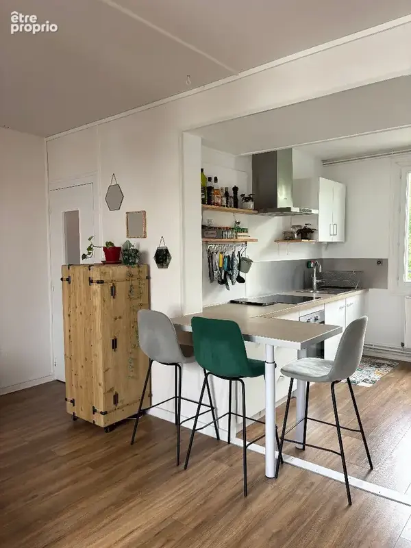 Appartement traversant de 70 m² + Box à vélos/motos + Balcon - photo 4