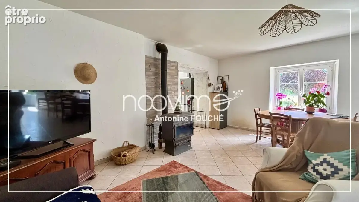 Maison 112 m² à Saint-Pere-En-Retz  - photo 3