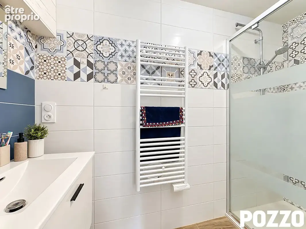 EN ÉXCLUSIVITÉ : Maison de 60m² dans le bourg de Donville-les-Bains. - photo 9