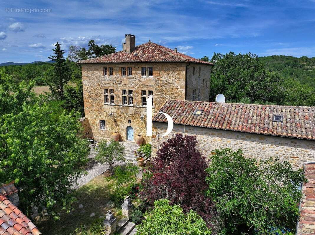 Maison à BARJAC