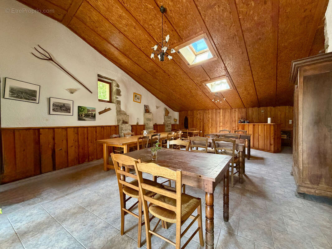 Region baronnies - ensemble immobilier avec commerce et appartement - photo 23