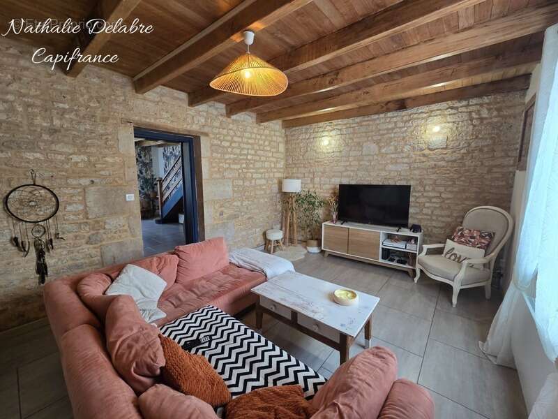 Maison à vendre 6 pièces LA CRECHE (79) - photo 8