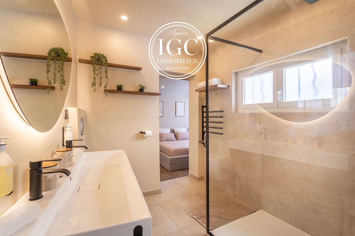 Maison à CARRY-LE-ROUET