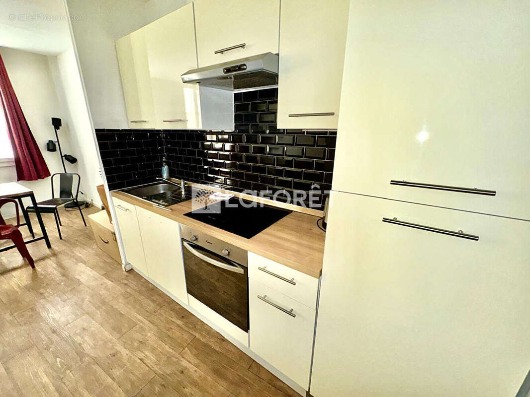 Appartement à MARSEILLE-2E