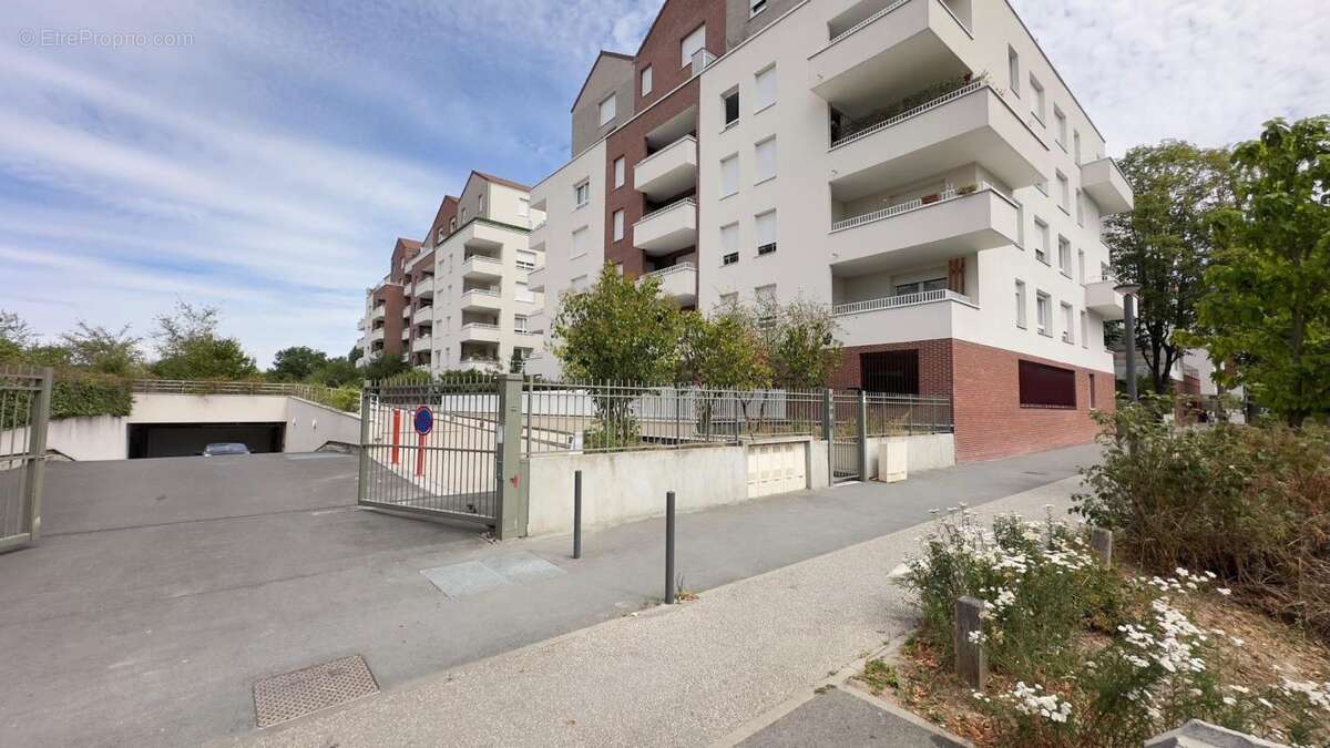 Appartement à NEUILLY-SUR-MARNE