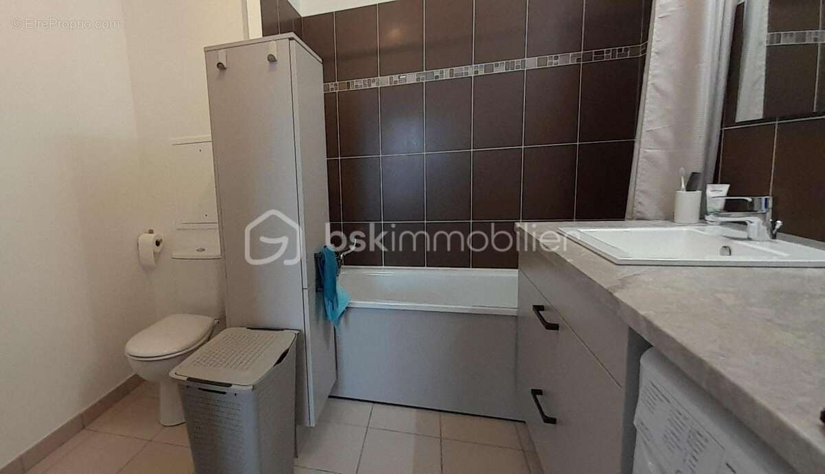 Appartement à FLEURY-MEROGIS