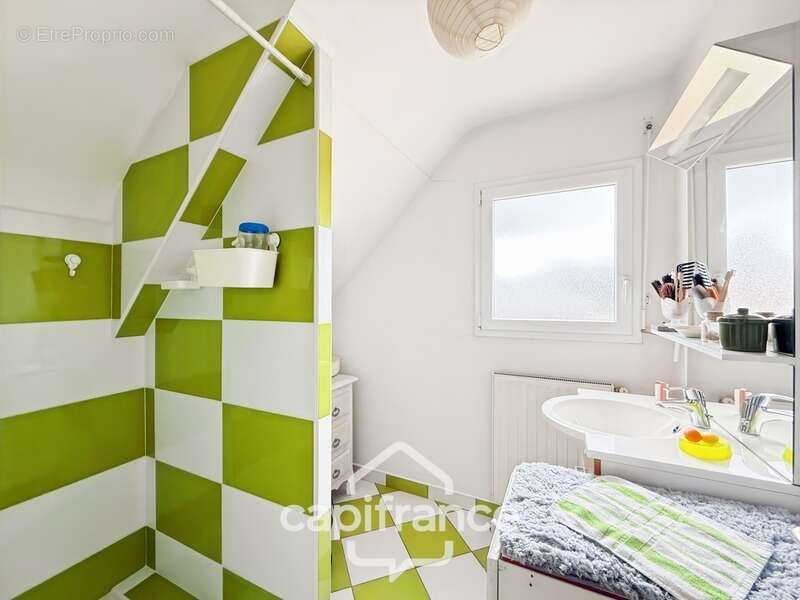 Maison à NOYAL-PONTIVY