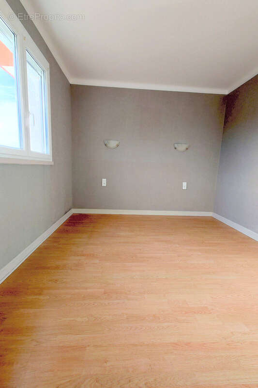 Appartement à VILLEFRANCHE-DE-ROUERGUE