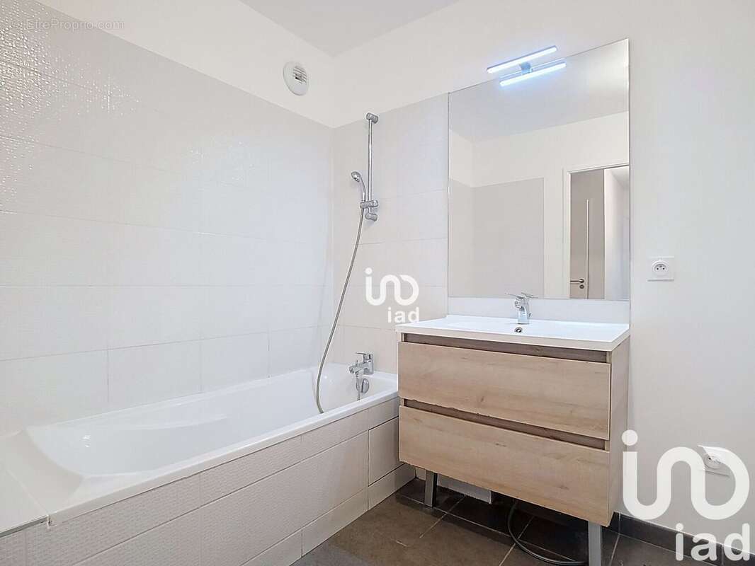 Photo 8 - Appartement à MANTES-LA-JOLIE