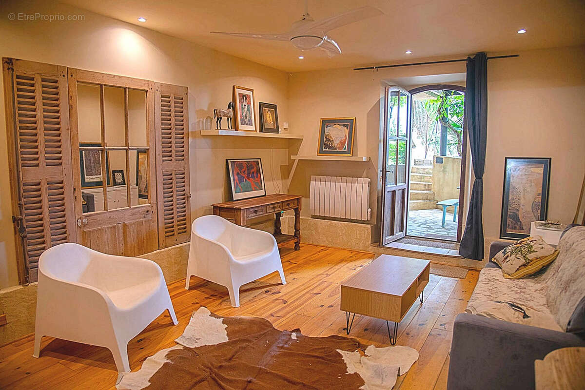 Maison à GOUDARGUES