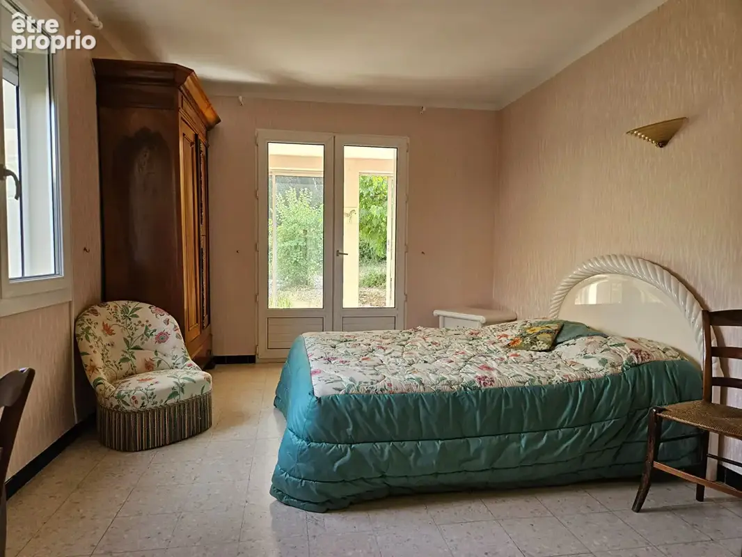 Maison Villeneuve Les Avignon 5 pièce(s) 157 m2 - photo 14
