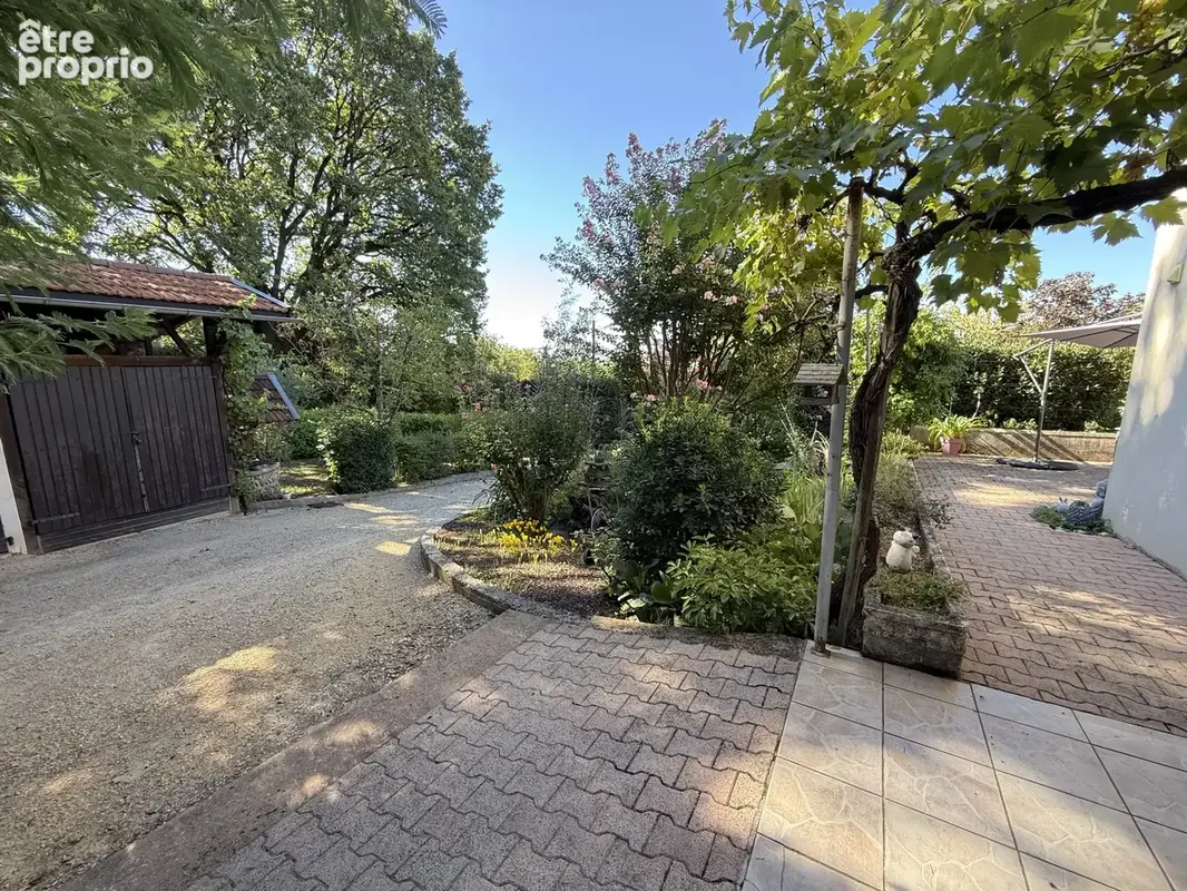 PEAGE DE ROUSSILLON - MAISON - 5 CHAMBRES - 160m2 habitable 1400m2 terrain - photo 19