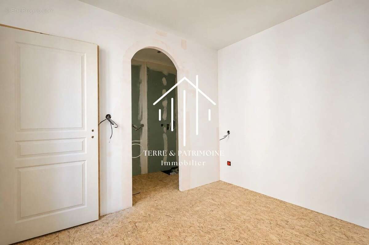 Appartement à VALLON-PONT-D'ARC