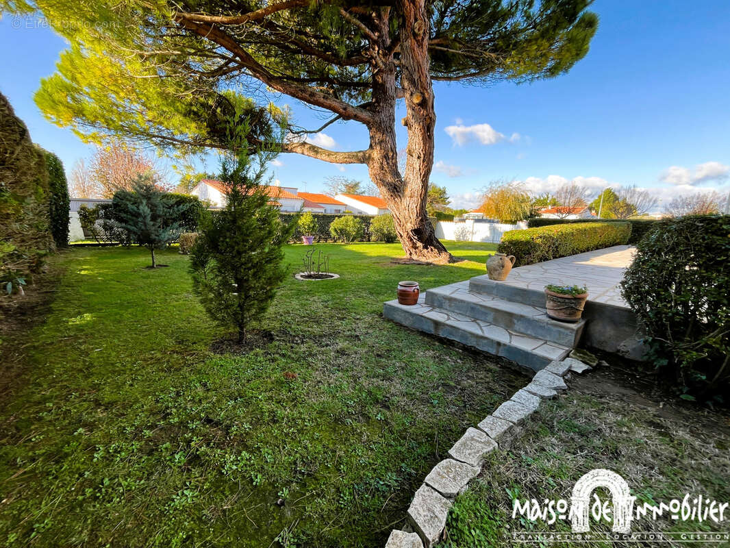 Maison à BARZAN