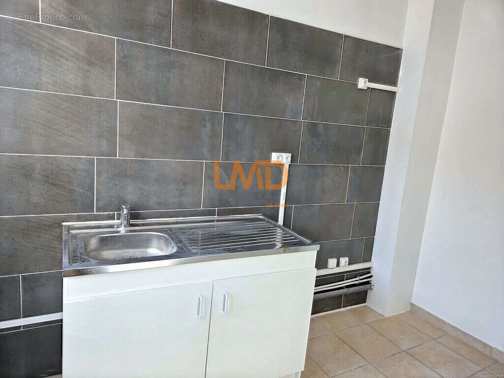 Appartement à MARSEILLE-1E