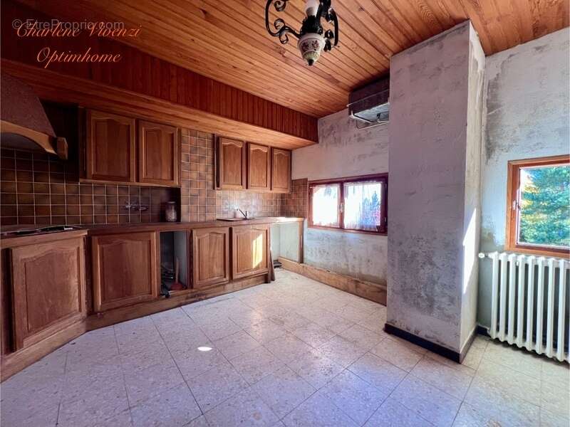 Maison à SAINT-PIERRE-DELS-FORCATS