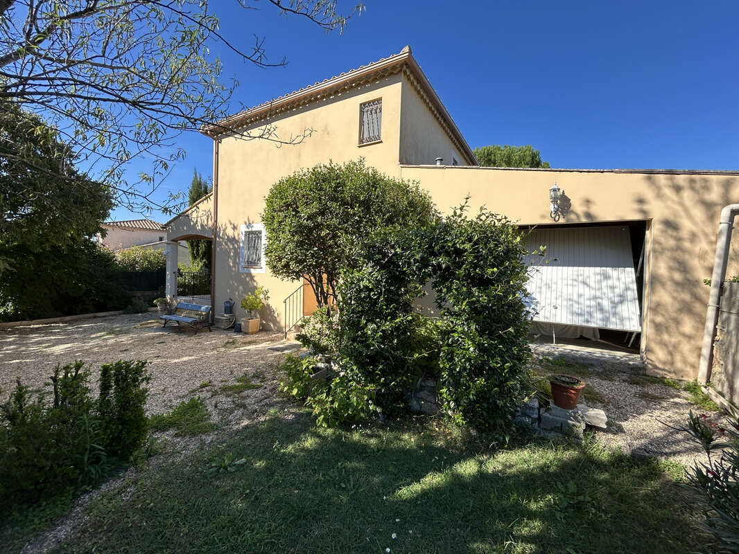 Maison à UZES