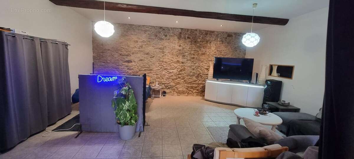 Maison 240 m² à Castelnau-D'aude  - photo 8